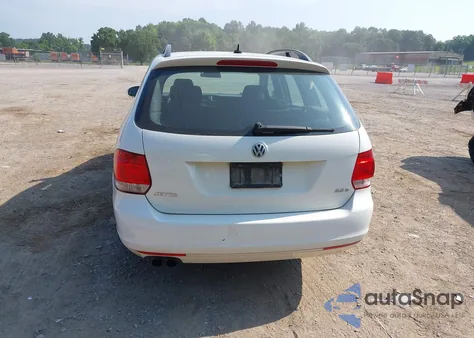 2010 Volkswagen Jetta S из США, поврежденный, VIN 3VWKZ7AJ6AM631670